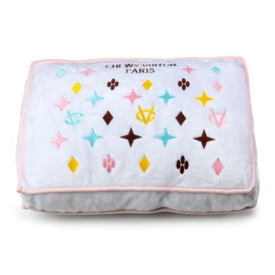 White Chewy Vuton Bed with 2 Dog Toy Set