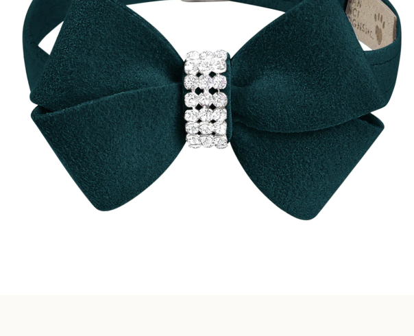 Nouveau Bow Crystal 1/2" Breakaway Cat Collar