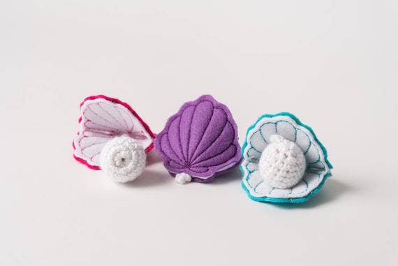 Catnip Oyster with Pearl - Teal