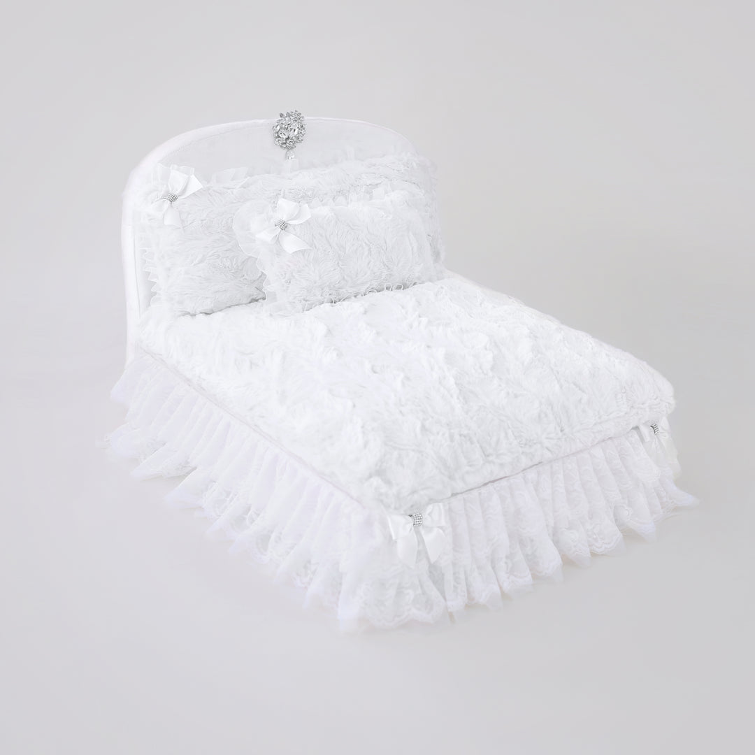 The Enchanted Nights Dog Bed - Snow White