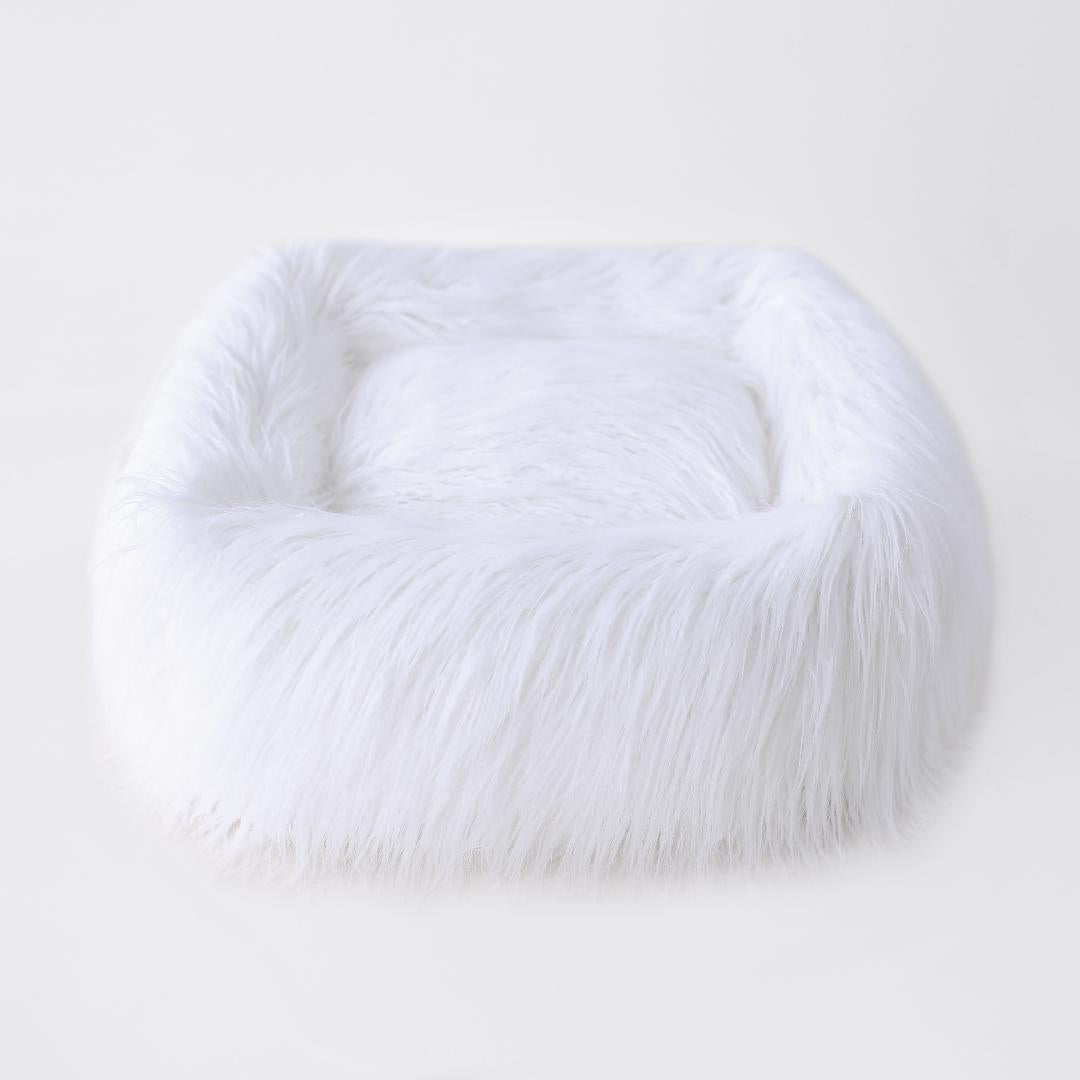 Himalayan Yak Bed - white